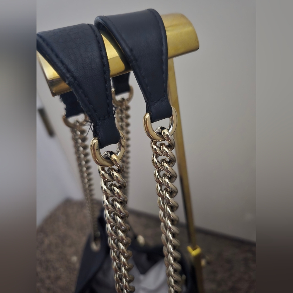Gucci Soho GG Pebbled Leather Medium Tote W/ Silver Chain (GOOD)(COA)(READ)✨️🖤 - Picture 7 of 16